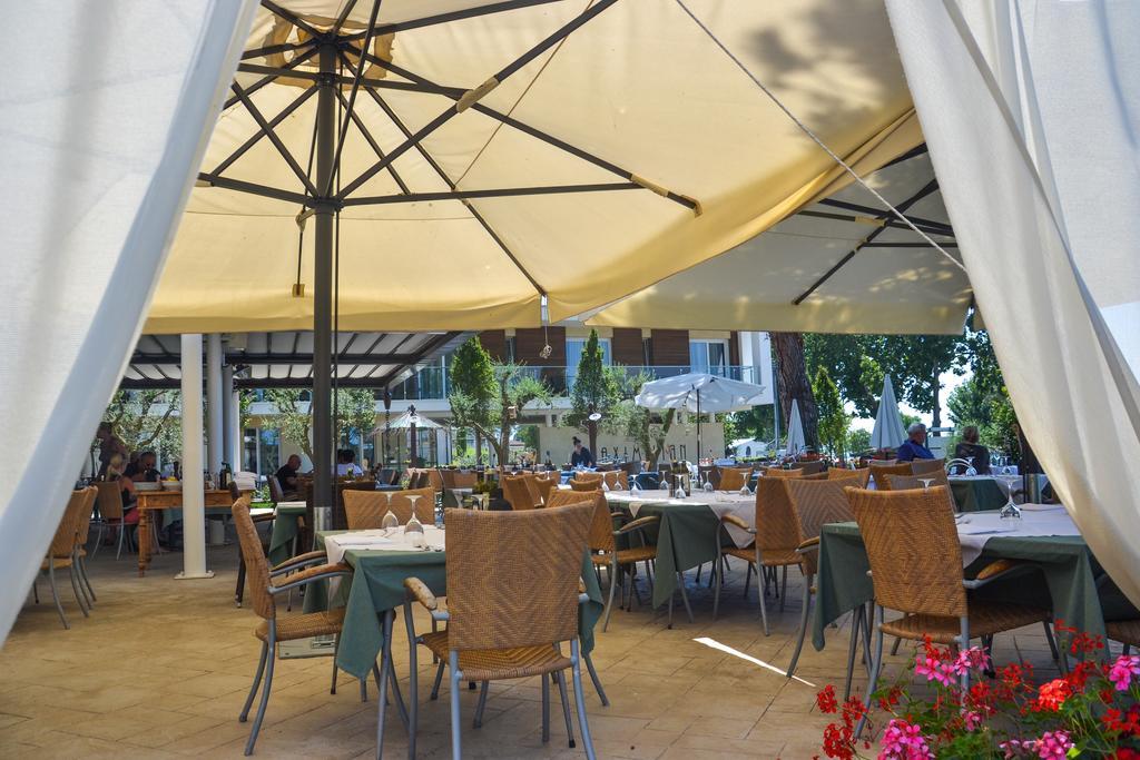Hotel Maximilian Bardolino Esterno foto