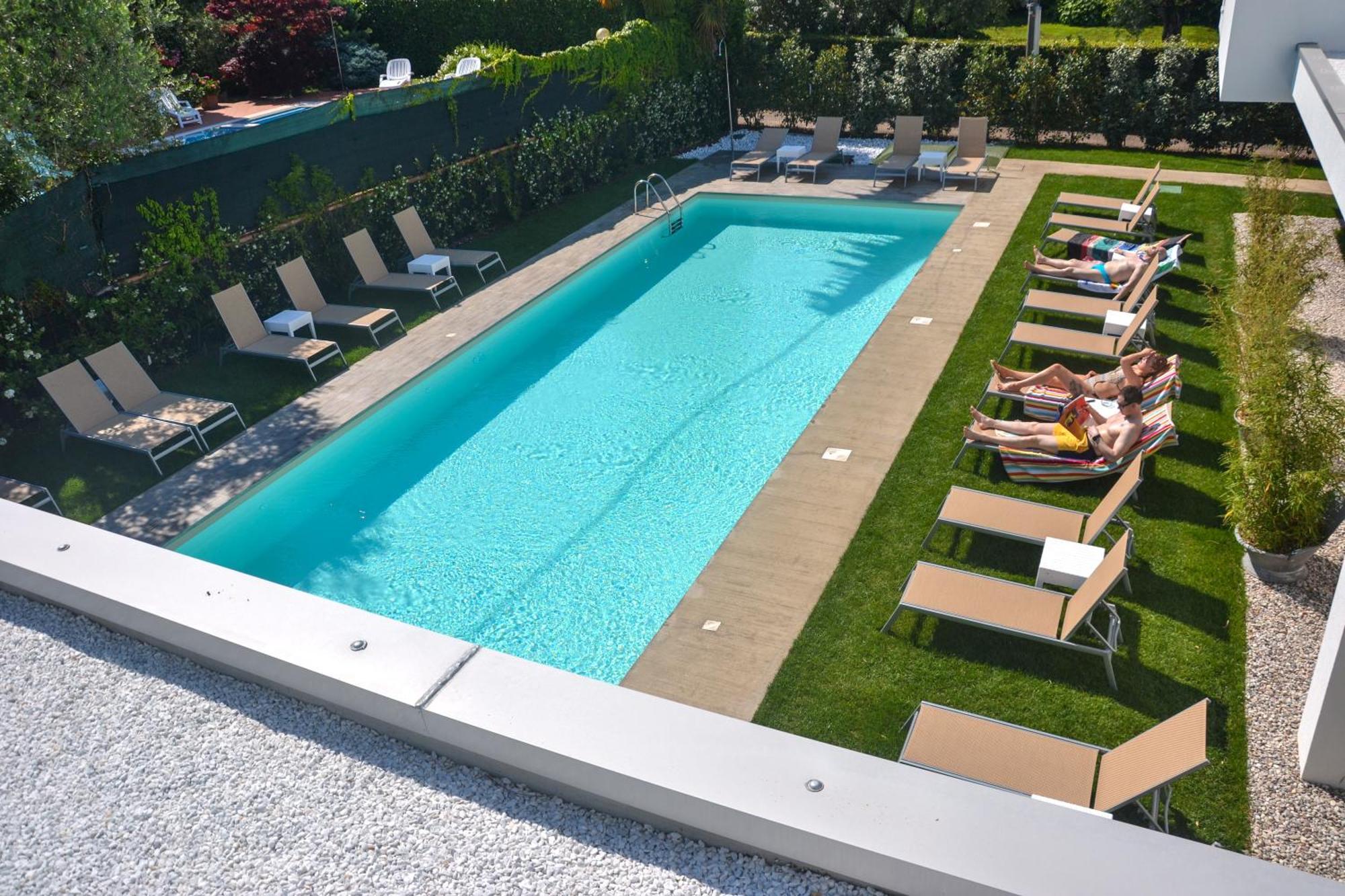 Hotel Maximilian Bardolino Esterno foto