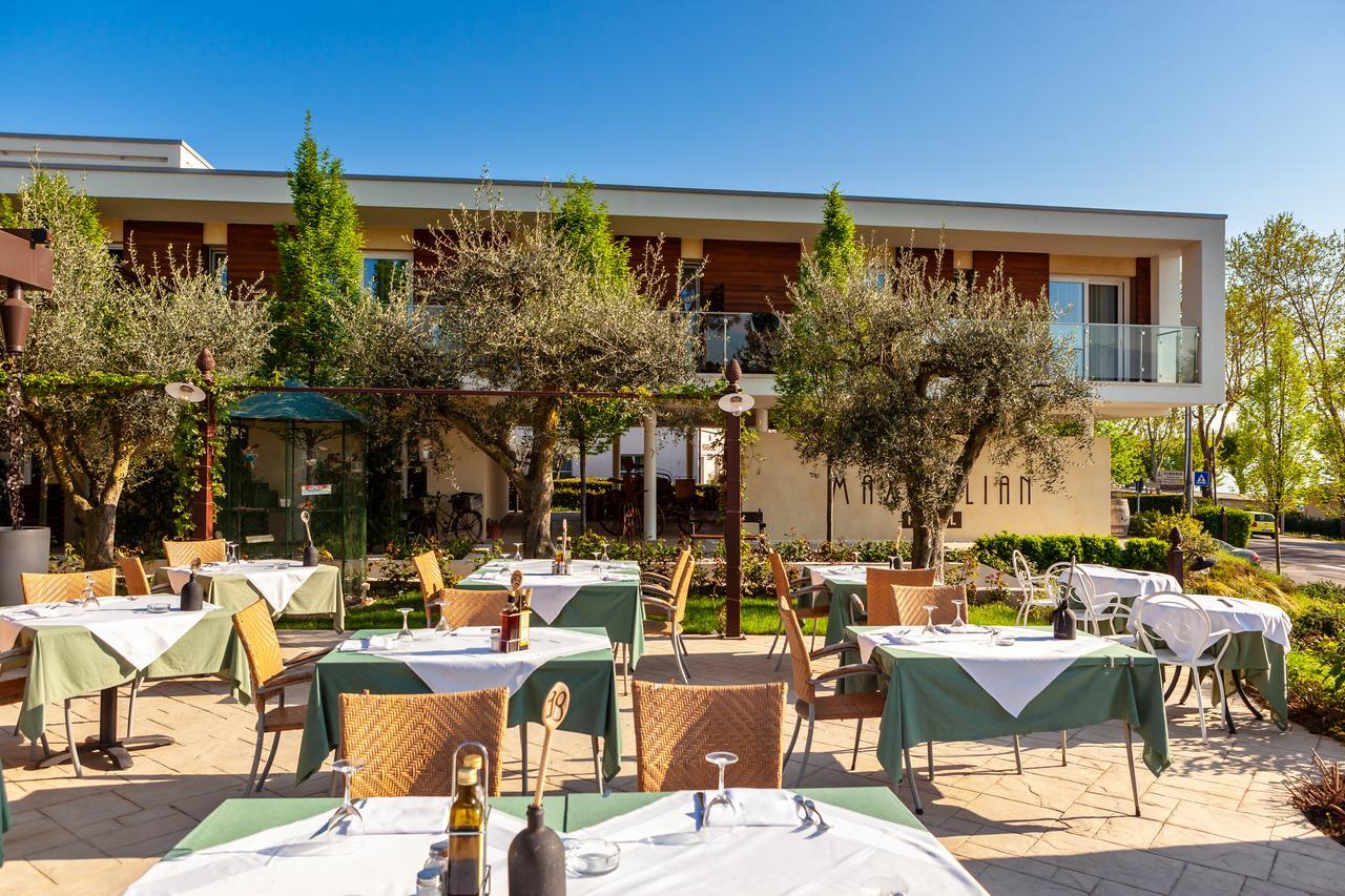 Hotel Maximilian Bardolino Esterno foto