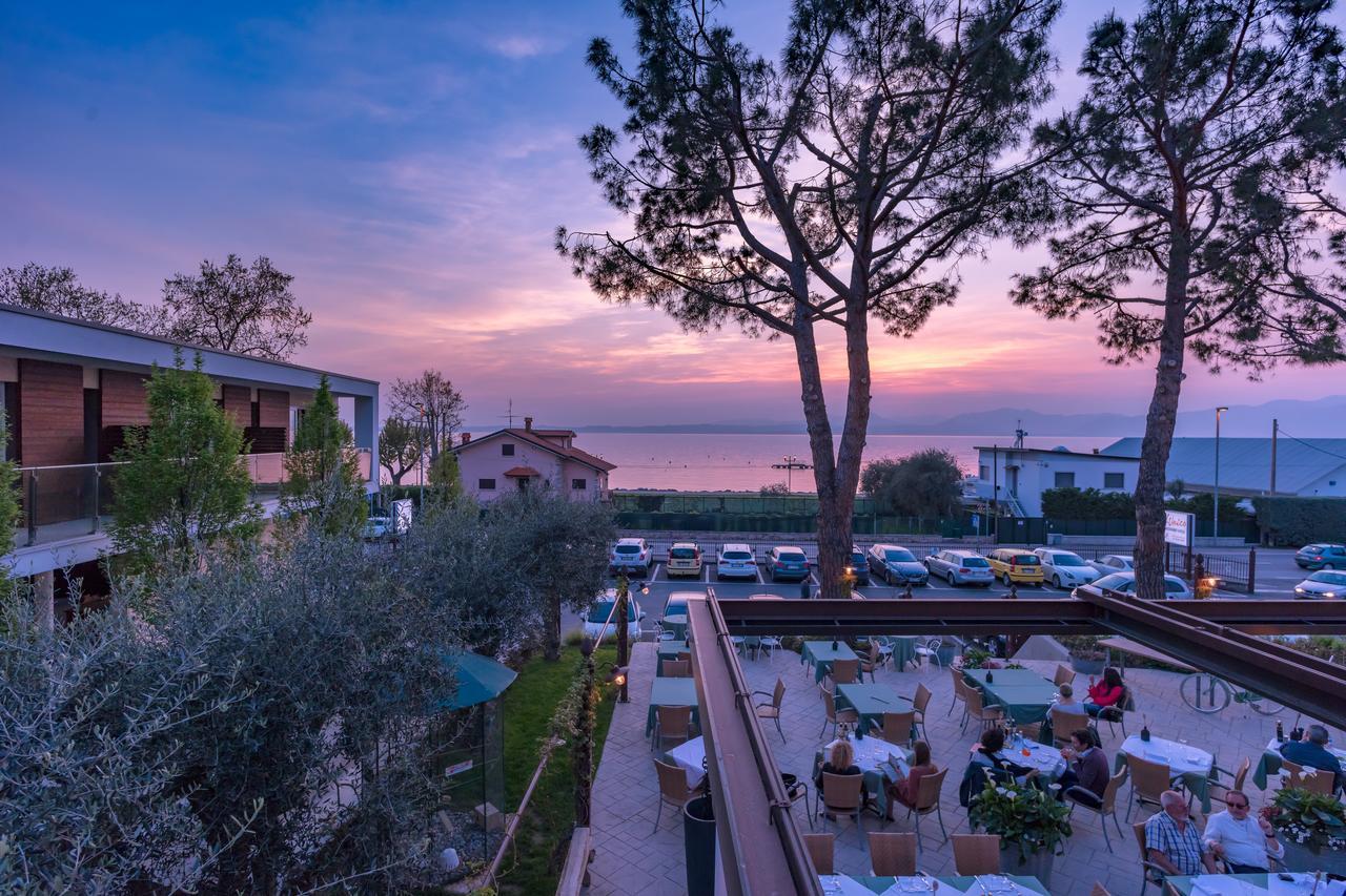 Hotel Maximilian Bardolino Esterno foto